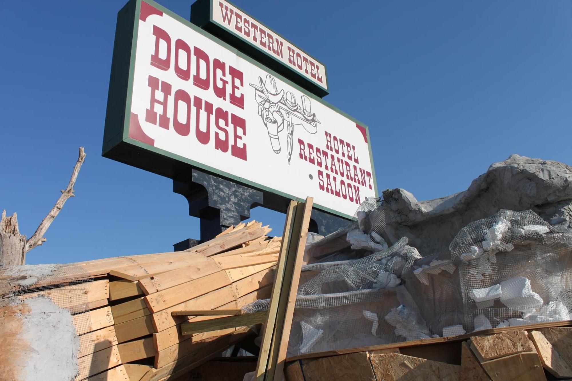 Dodge House Hotel Dodge City Exterior photo
